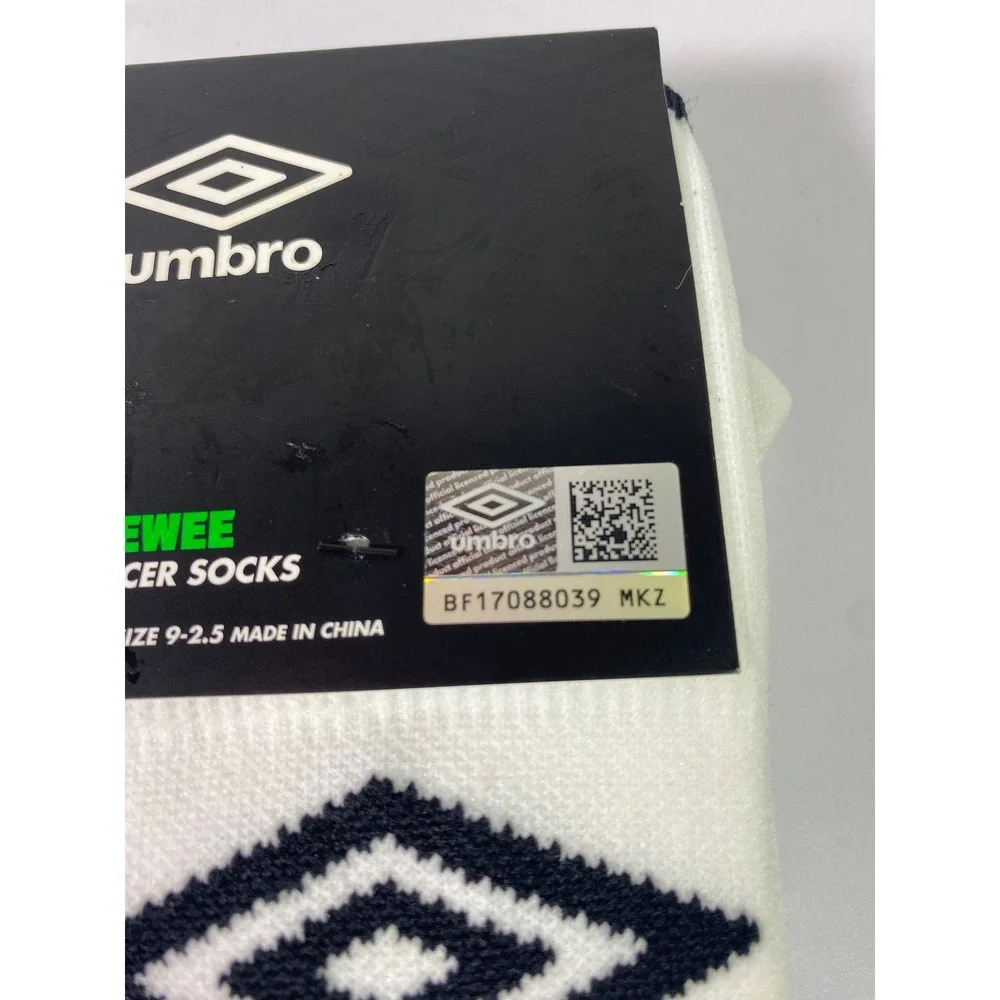Umbro Pee Wee Soccer Socks White Black Diamond‎ Logo Kids Shoe Size 9-2.5